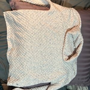 Light pink sweatshirt size small